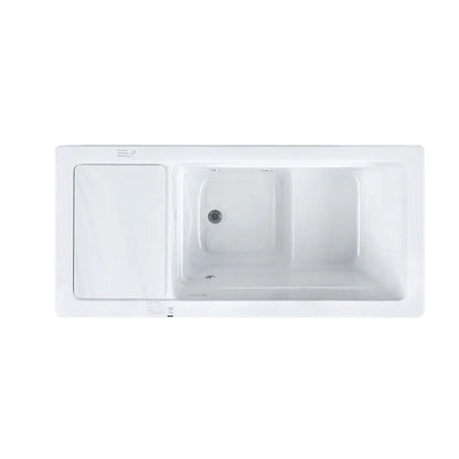 H2O Chillax Ice Bath interior with contoured tub and insulated service lid